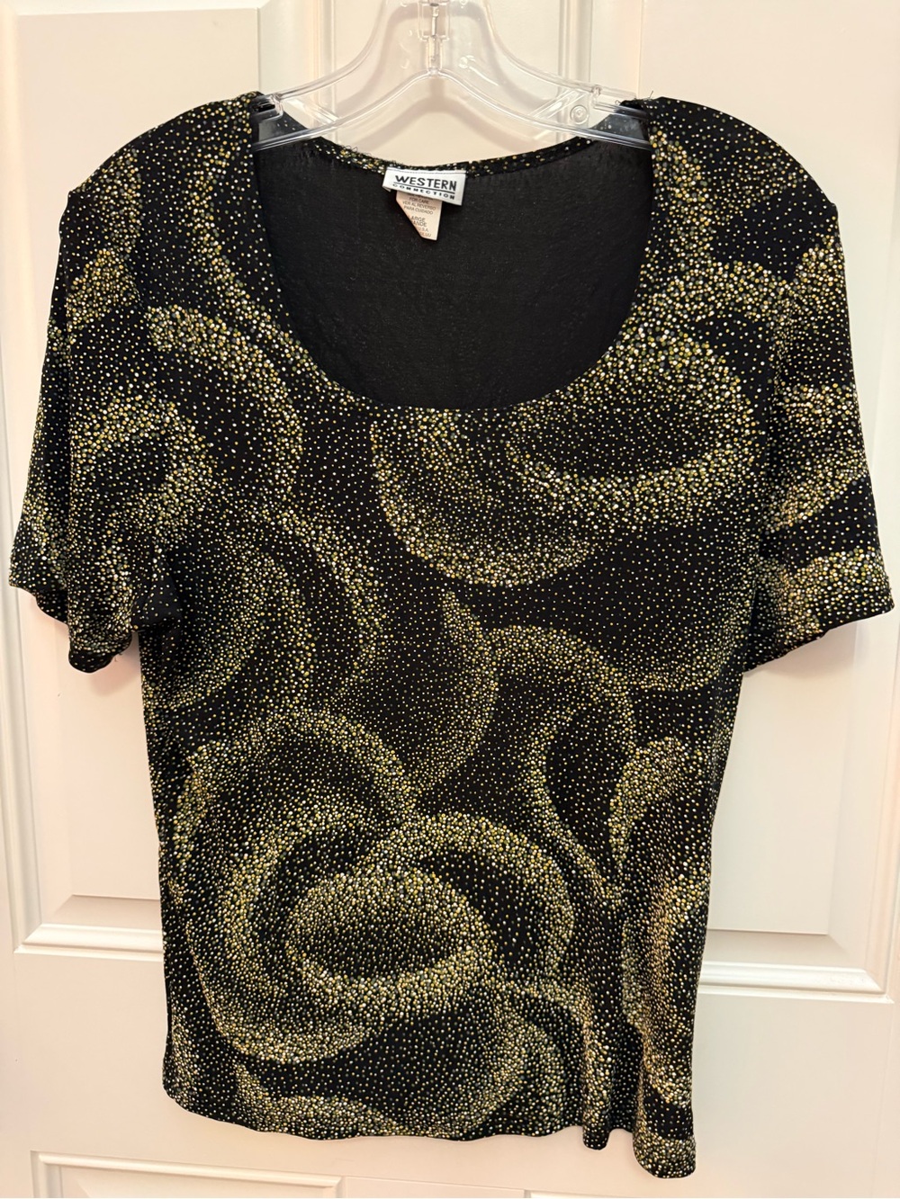 Women's Black & Gold Short-Sleeve Top - A small large